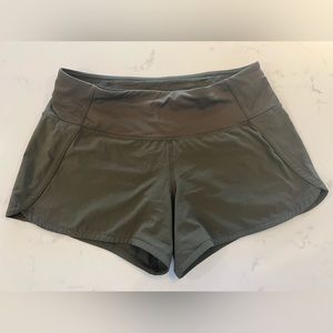LuLulemon Speed Up High-Rise Lined Short 2.5”
